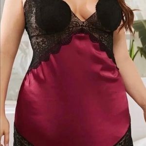 Lace trimmed chemise gown 1X new